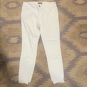 DL1961 Women's white Skinny Jeans with Frayed Hem